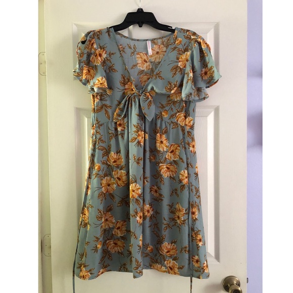 Blue Floral Sundress - Picture 6 of 8